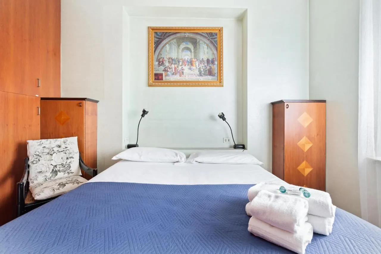 Terrace Penthouse With Duomo View Daire Milano